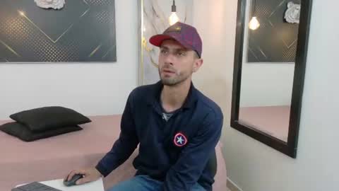 KING  online show from July 5, 2026, 4:07 am