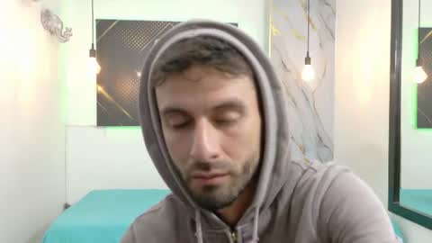 KING  online show from July 12, 2026, 3:52 am