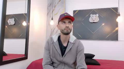 KING  online show from July 16, 2026, 3:34 am