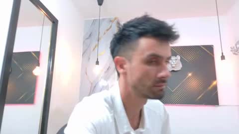 KING  online show from July 27, 2026, 3:46 am