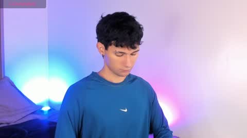  A L E X  online show from June 25, 2026, 3:17 am