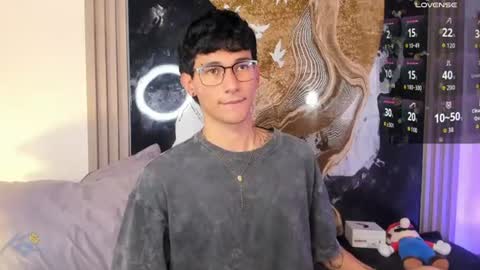  A L E X  online show from July 11, 2026, 4:04 am
