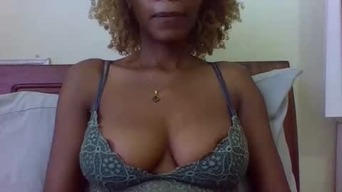 Rena-sexy online show from February 19, 2026, 10:33 am