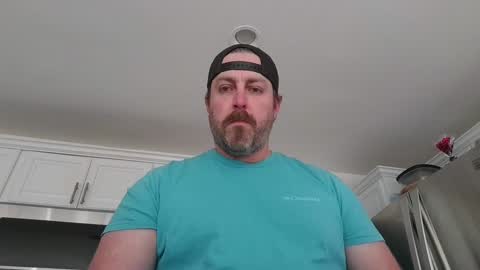 Snapshot of kingrichard86 chatting on December 16, 2024, 10:13 pm Richard online show from December 16, 2024, 10:13 pm