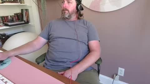 Snapshot of kingrichard86 chatting on September 11, 2025, 5:57 pm Richard online show from September 11, 2025, 5:57 pm