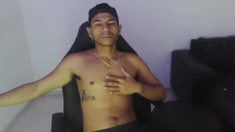 DOMINANT ALPHA KINGS online show from March 8, 2026, 1:03 am