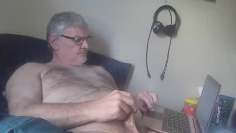 Snapshot of kingtongue10 chatting on March 6, 2026, 9:00 pm kingtongue10 online show from March 6, 2026, 9:00 pm