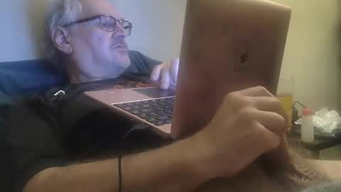 Snapshot of kingtongue10 chatting on March 20, 2026, 11:26 am kingtongue10 online show from March 20, 2026, 11:26 am