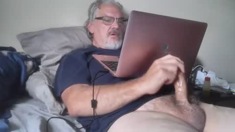Snapshot of kingtongue10 chatting on July 18, 2026, 12:53 pm kingtongue10 online show from July 18, 2026, 12:53 pm