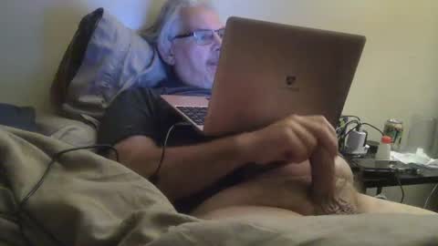 Snapshot of kingtongue10 chatting on July 20, 2026, 9:23 am kingtongue10 online show from July 20, 2026, 9:23 am