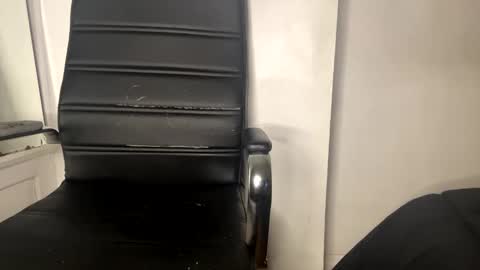 DJ online show from November 7, 2025, 3:50 am