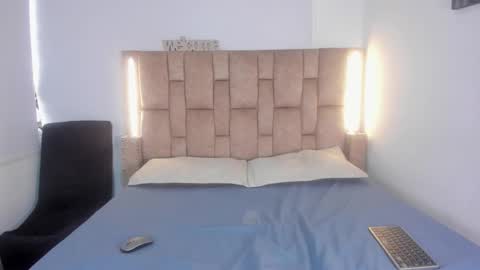 kinky__couplee online show from March 17, 2026, 7:17 pm