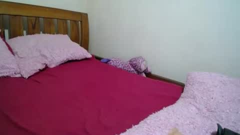 Snapshot of kinky_kaiya chatting on October 24, 2025, 7:54 pm kaiya online show from October 24, 2025, 7:54 pm