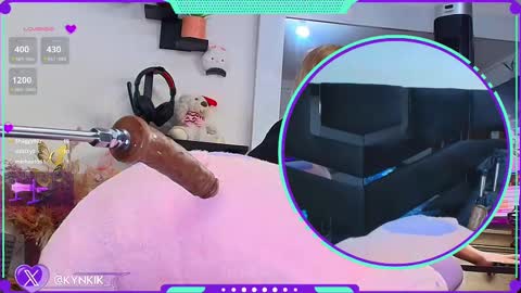 Snapshot of kinky_karo chatting on February 10, 2025, 2:05 pm online show from February 10, 2025, 2:05 pm