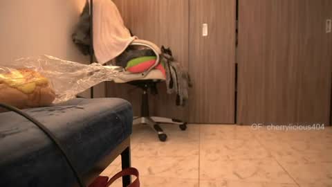 Snapshot of kinky_mj chatting on July 20, 2026, 9:06 pm Mary your fav curly girl online show from July 20, 2026, 9:06 pm