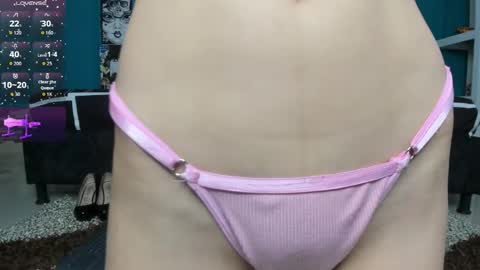 Snapshot of kinky_polar chatting on September 10, 2025, 2:00 am Polar online show from September 10, 2025, 2:00 am