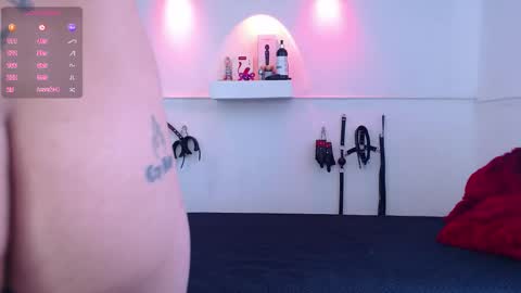 Snapshot of kinkyallisonsub chatting on September 23, 2025, 5:38 pm Allison Diego online show from September 23, 2025, 5:38 pm