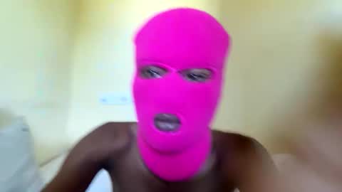 kinkybby_ online show from May 5, 2026, 7:27 am