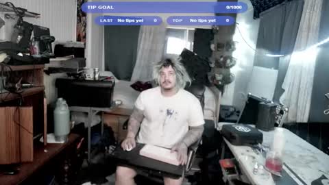 Snapshot of kinkybiguy14 chatting on November 1, 2025, 7:32 am Kinky Cassie online show from November 1, 2025, 7:32 am