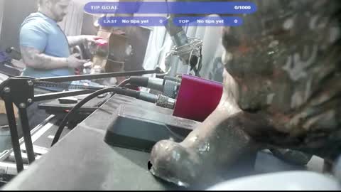 Snapshot of kinkybiguy14 chatting on November 18, 2025, 6:40 am Kinky Cassie online show from November 18, 2025, 6:40 am