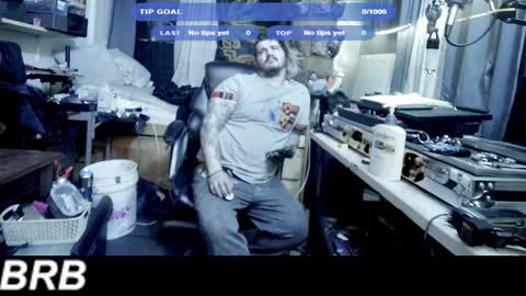 Snapshot of kinkybiguy14 chatting on November 23, 2025, 11:54 am Kinky Cassie online show from November 23, 2025, 11:54 am