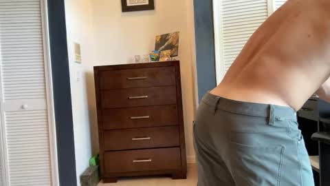 kinkybuffboy online show from September 25, 2025, 5:05 pm