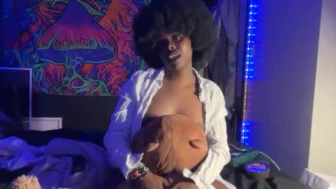 Snapshot of kinkycoupleinteracial chatting on May 12, 2026, 3:25 am interracialfacial online show from May 12, 2026, 3:25 am