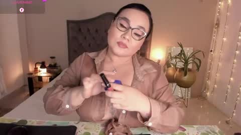 Snapshot of kinkyelise chatting on May 17, 2026, 6:00 am Jenny online show from May 17, 2026, 6:00 am