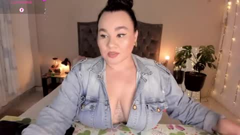 Snapshot of kinkyelise chatting on June 9, 2026, 5:30 am Jenny online show from June 9, 2026, 5:30 am