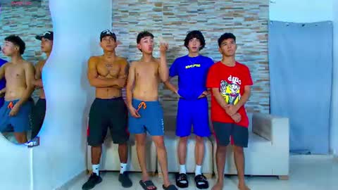 kinkyhousexxx online show from June 29, 2026, 5:03 am