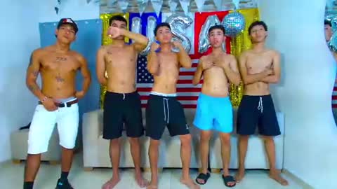 kinkyhousexxx online show from July 4, 2026, 12:39 am