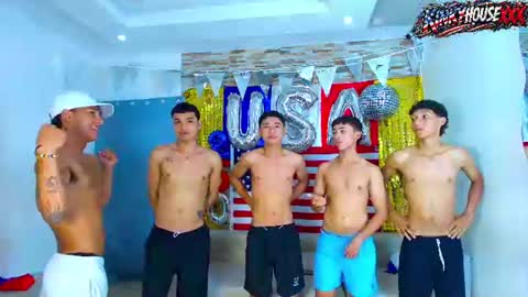 kinkyhousexxx online show from July 5, 2026, 12:39 am