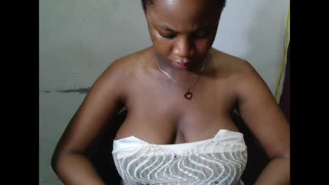 kinkyjuicexx online show from April 28, 2026, 8:30 am