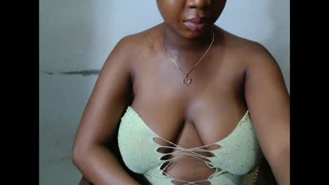 kinkyjuicexx online show from April 28, 2026, 10:04 pm