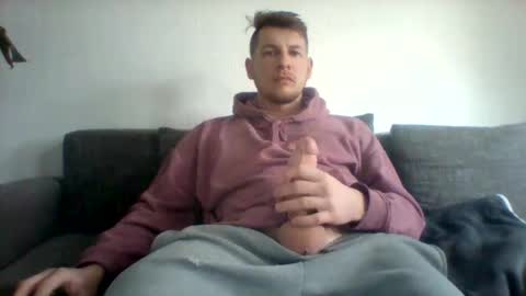 Snapshot of kinkylionboy chatting on February 19, 2026, 2:13 pm kinkylionboy online show from February 19, 2026, 2:13 pm
