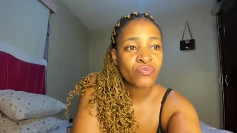 Kinky online show from February 17, 2025, 9:30 pm