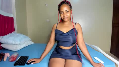 Kinky online show from February 9, 2026, 6:50 am