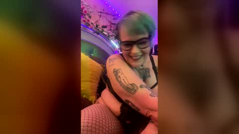 Kinky Pinky online show from February 15, 2026, 2:08 am