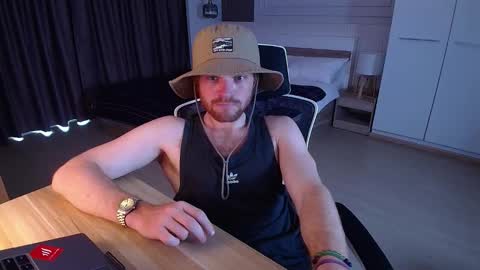 Snapshot of kinkypumpkin chatting on March 20, 2026, 5:34 am Kenny online show from March 20, 2026, 5:34 am