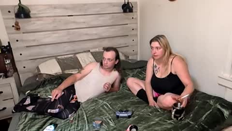 kinkyqueenandpet95 online show from October 26, 2025, 3:01 am