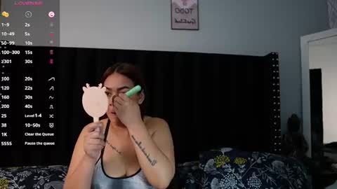 Snapshot of kinkywildmilf chatting on June 12, 2026, 2:43 am kinkywildmilf online show from June 12, 2026, 2:43 am