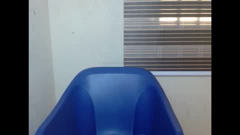 Snapshot of kinkyxxjuice chatting on September 25, 2025, 9:13 am kinkyxxjuice online show from September 25, 2025, 9:13 am