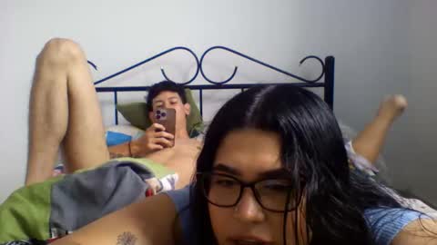 kion_and_valu online show from November 28, 2025, 5:37 pm