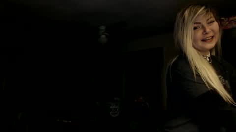 Snapshot of kipsy420 chatting on March 6, 2025, 9:03 am Kipsy Rose online show from March 6, 2025, 9:03 am