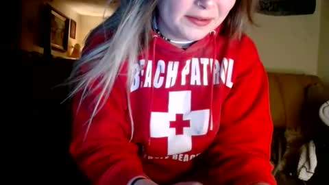 Snapshot of kipsy420 chatting on December 15, 2025, 12:37 am Kipsy Rose online show from December 15, 2025, 12:37 am