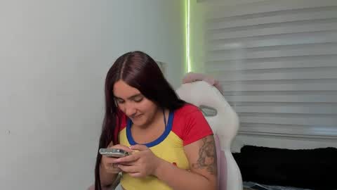 Snapshot of kir_ely chatting on July 7, 2026, 7:18 pm kir_ely online show from July 7, 2026, 7:18 pm
