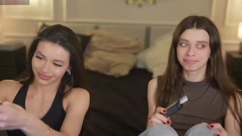 Snapshot of kira0541 chatting on April 14, 2026, 8:26 pm Sweet girls online show from April 14, 2026, 8:26 pm