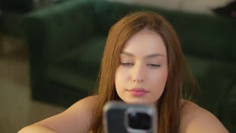 Snapshot of kira0541 chatting on April 18, 2026, 7:58 pm Sweet girls online show from April 18, 2026, 7:58 pm