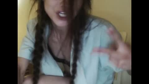 Snapshot of kira1st_ chatting on May 21, 2026, 6:26 pm Kira1st online show from May 21, 2026, 6:26 pm