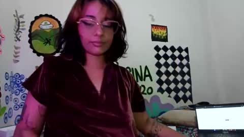 Snapshot of kira_adam chatting on May 18, 2026, 9:42 pm Kira online show from May 18, 2026, 9:42 pm
